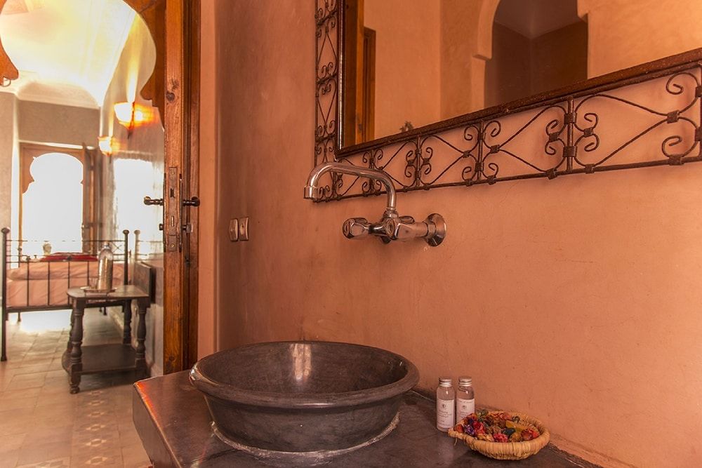 MonRiad Superior Room 12