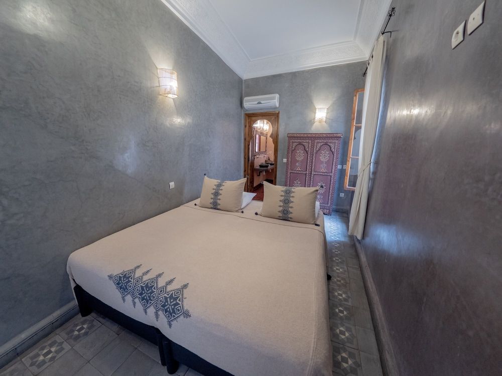 MonRiad Superior Room 7