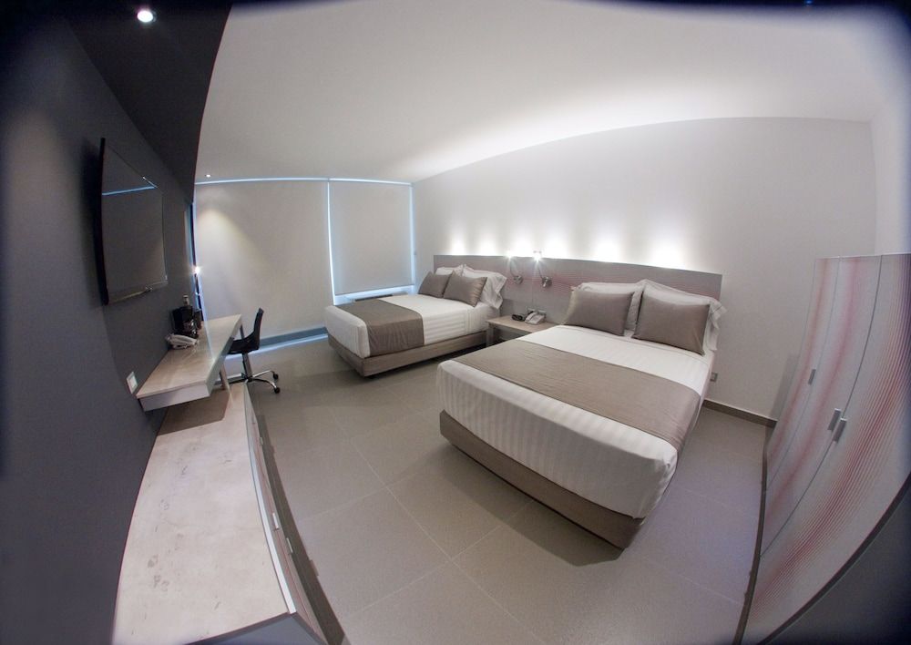 Hotel Punta Azul Executive Room, City View 12