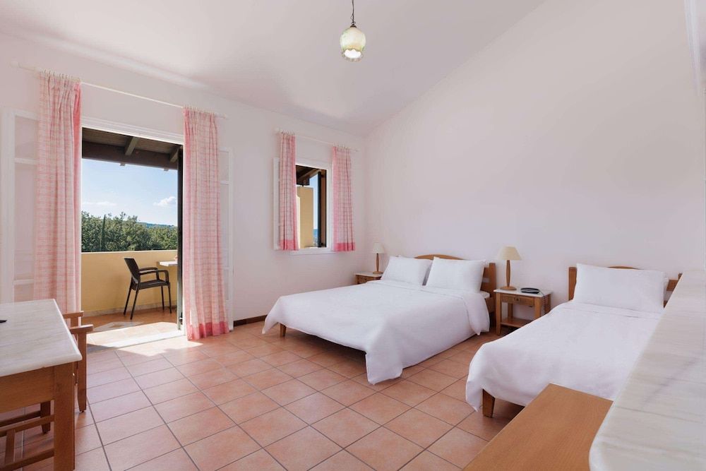 Family Apartment, 1 Bedroom, Garden View