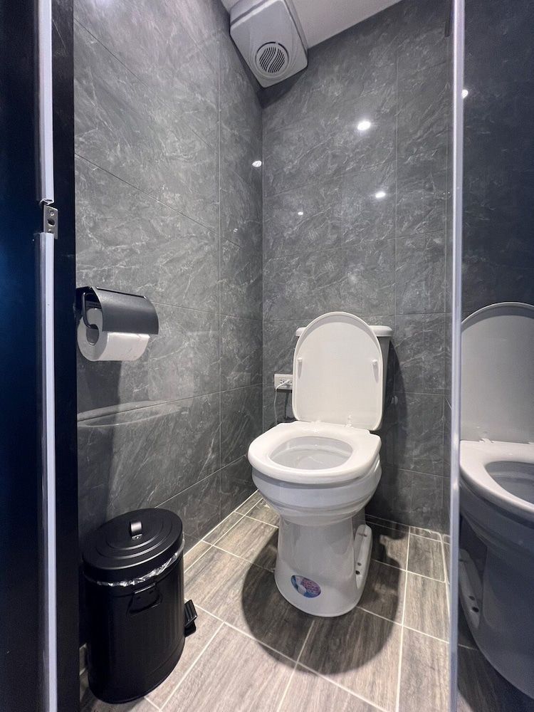 Le Room Hotel Kangding Economy Shared Dormitory, City View 6