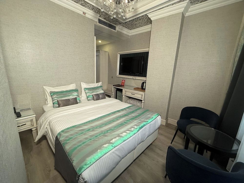 Manesol Old City Bosphorus Standard Atrium Double Room 12