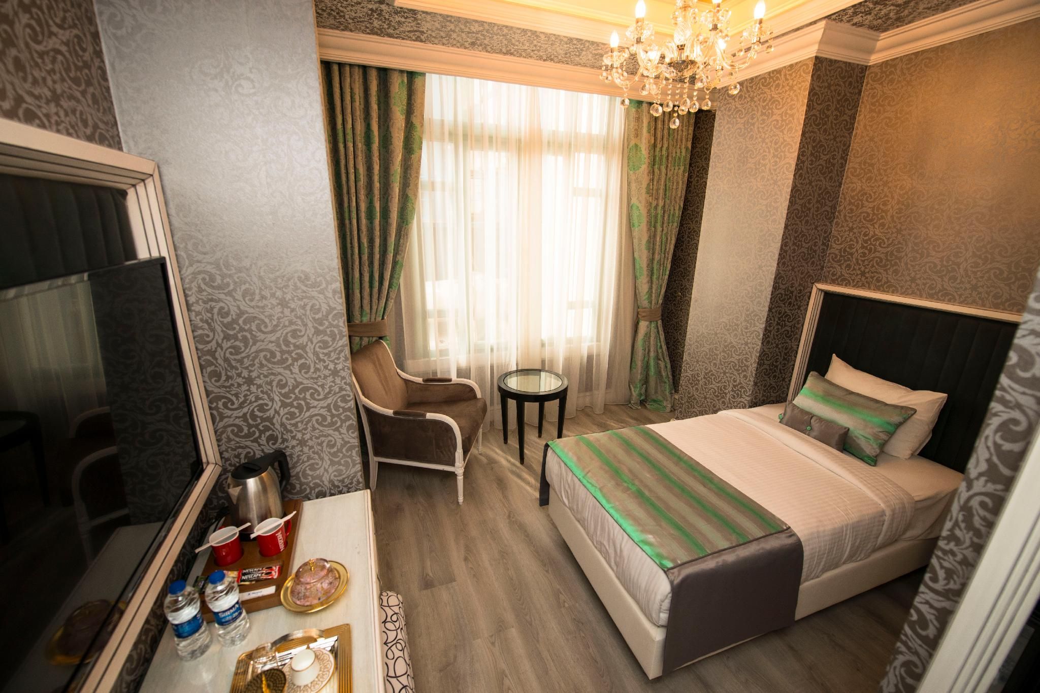 Manesol Old City Bosphorus Atrium