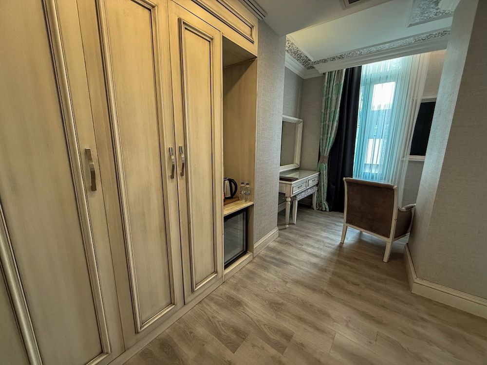 Manesol Old City Bosphorus Standard Atrium Double Room 45