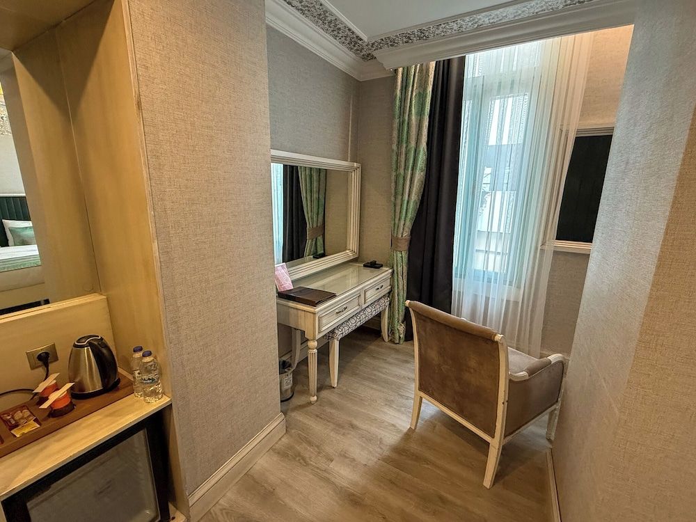 Manesol Old City Bosphorus Standard Atrium Double Room 48
