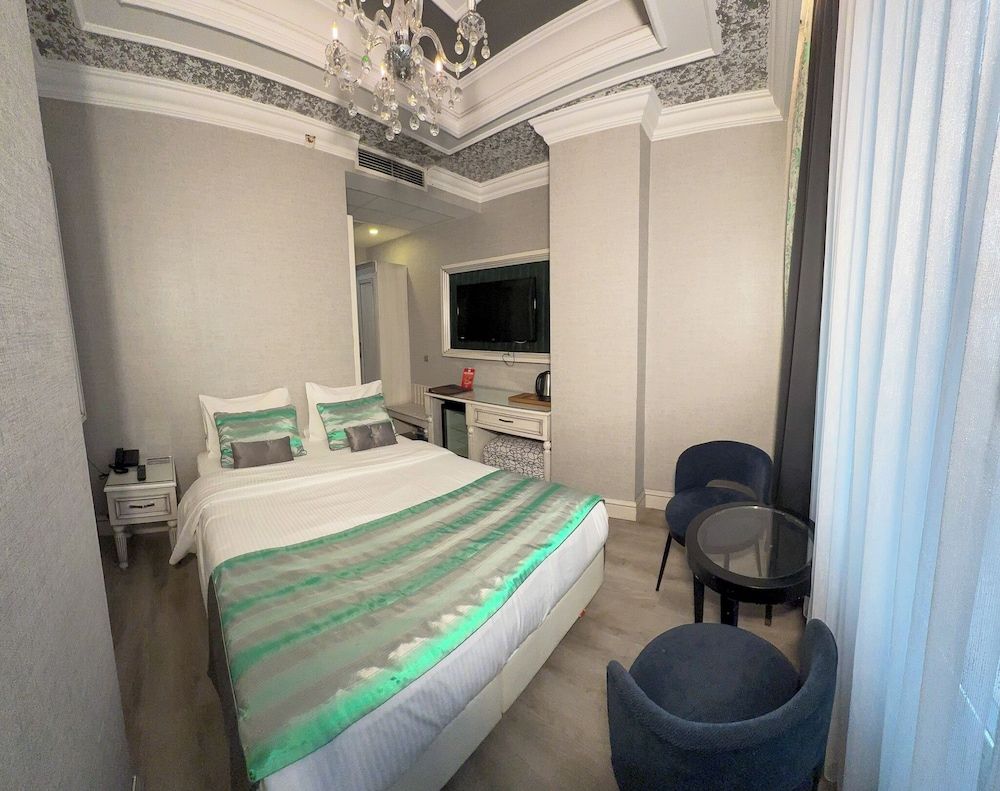 Manesol Old City Bosphorus Standard Atrium Double Room 13