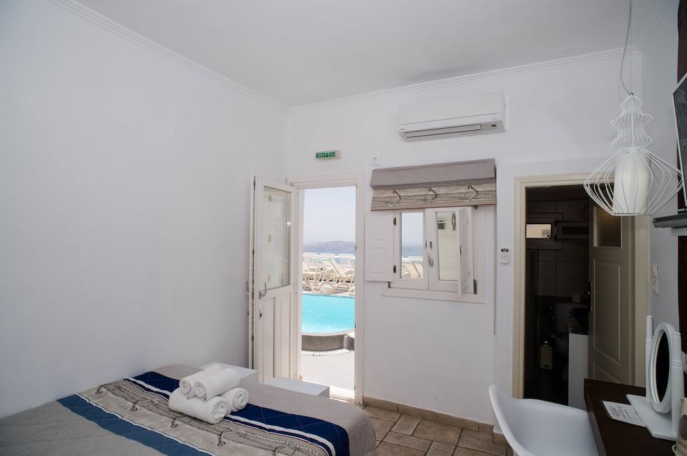 Villa Ilias Caldera Hotel Standard Single room, Sea view (Pool level) 12