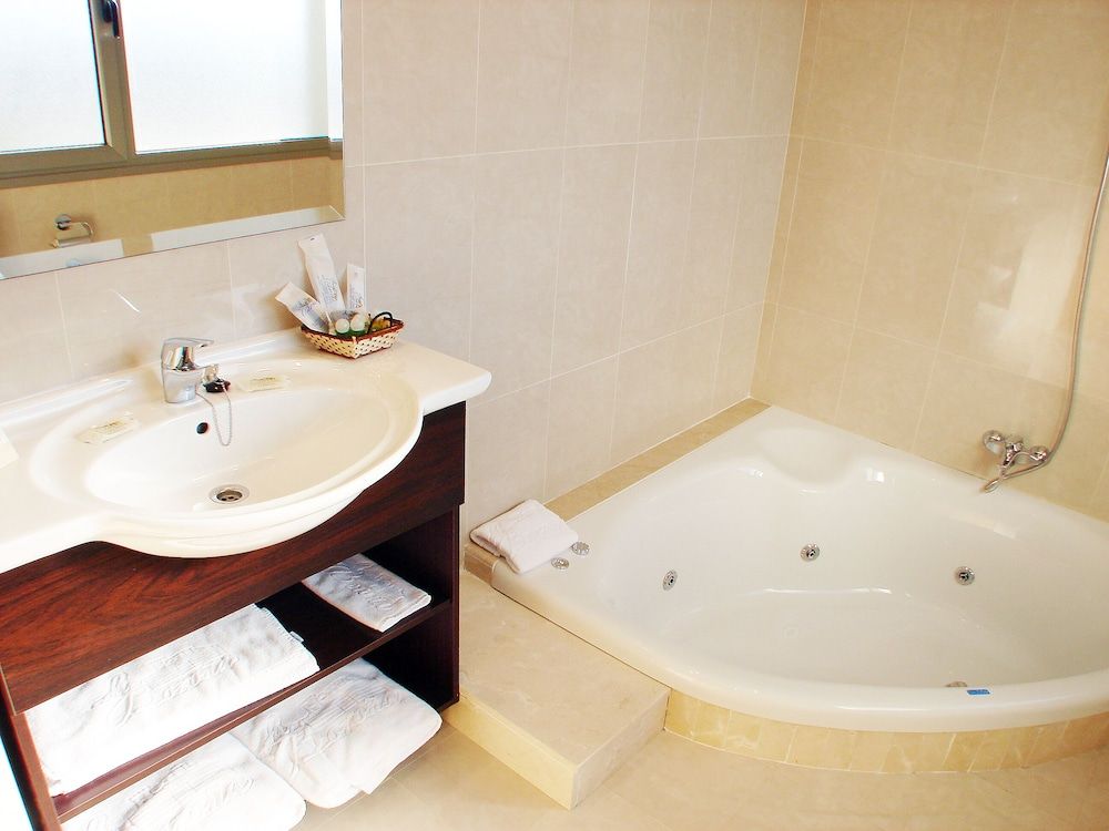 La Boroña Superior Double Room (Family) 4