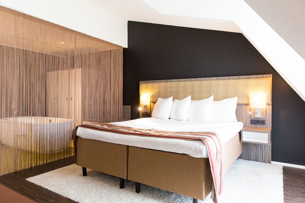 City Hotel Gouda - World Hotels Crafted Collections Suite, 1 Double Bed, Non Smoking, Bathtub