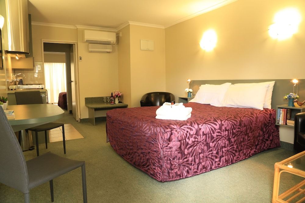 Alpin Motel & Conference Centre Apartment With Two Duble Beds and Hot Tub 2