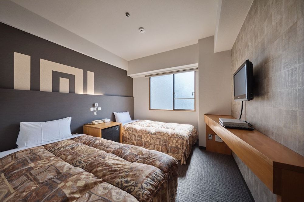 Basic Twin Room