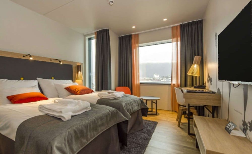 Clarion Hotel The Edge Standard Room, 2 Twin Beds 3