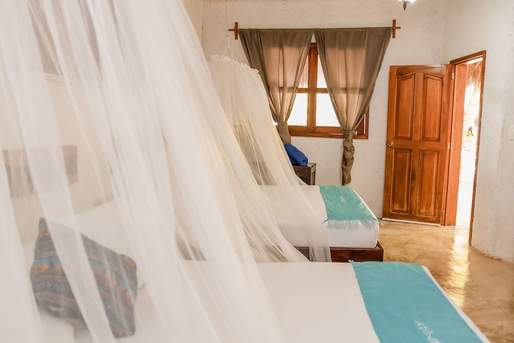 Zomay Beachfront Hotel Holbox Standard Room, 2 Double Beds 4
