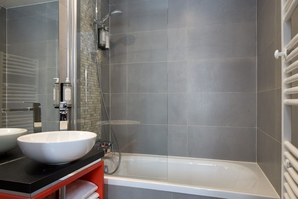 Timhotel Paris Gare de l'Est Comfort Twin Room 7