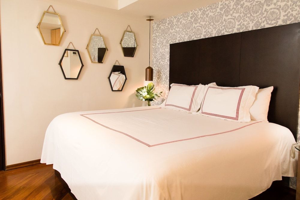 Santa Rita Hotel del Arte Standard Room, 1 King Bed 2