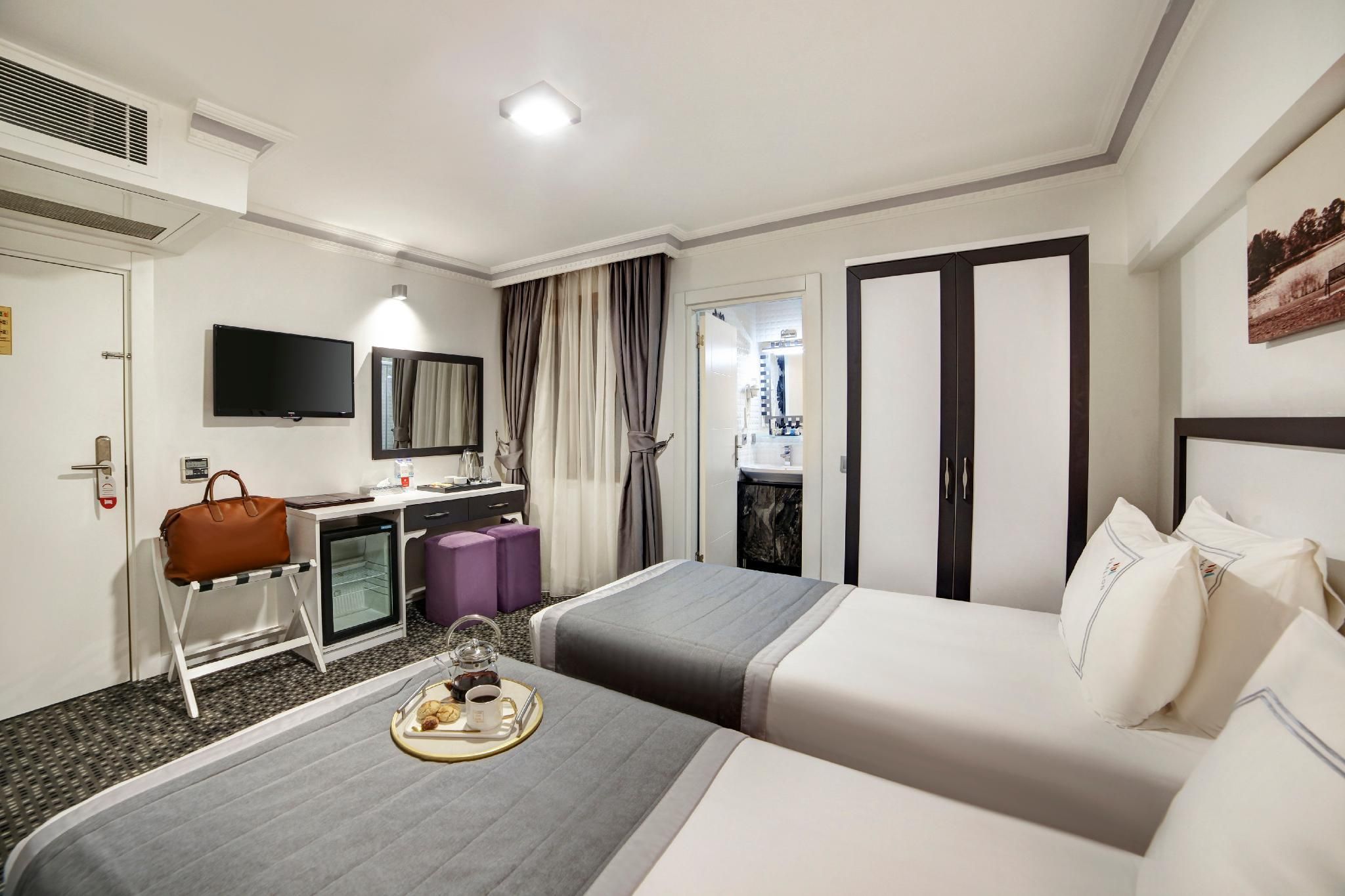 Skalion Hotel Economy Twin Room No View