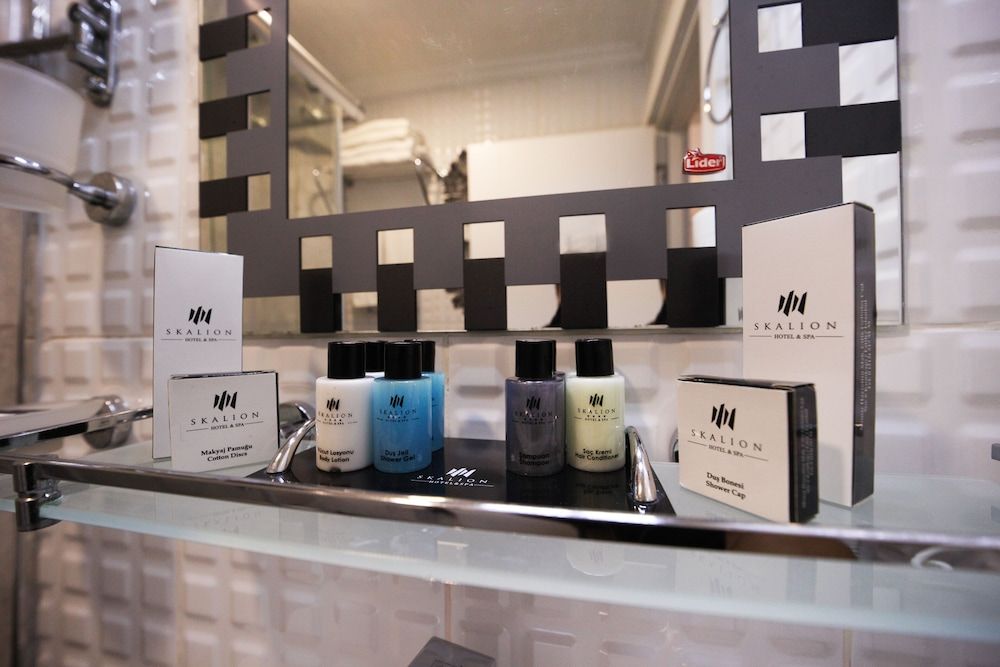 Skalion Hotel Economy Double Room 3