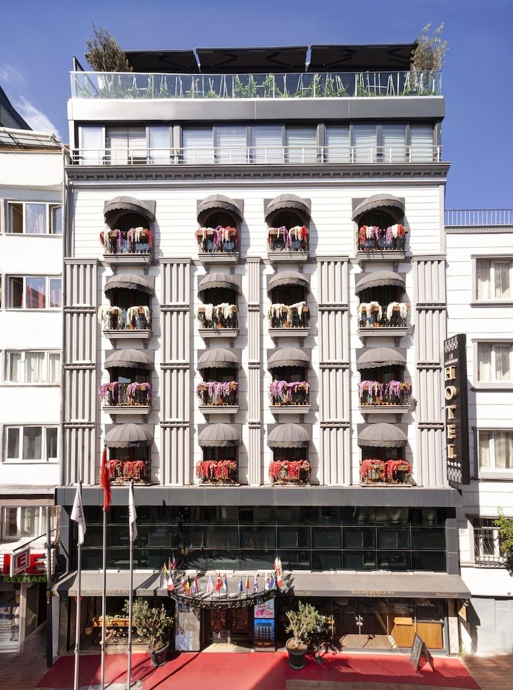 undefined Skalion Hotel 8