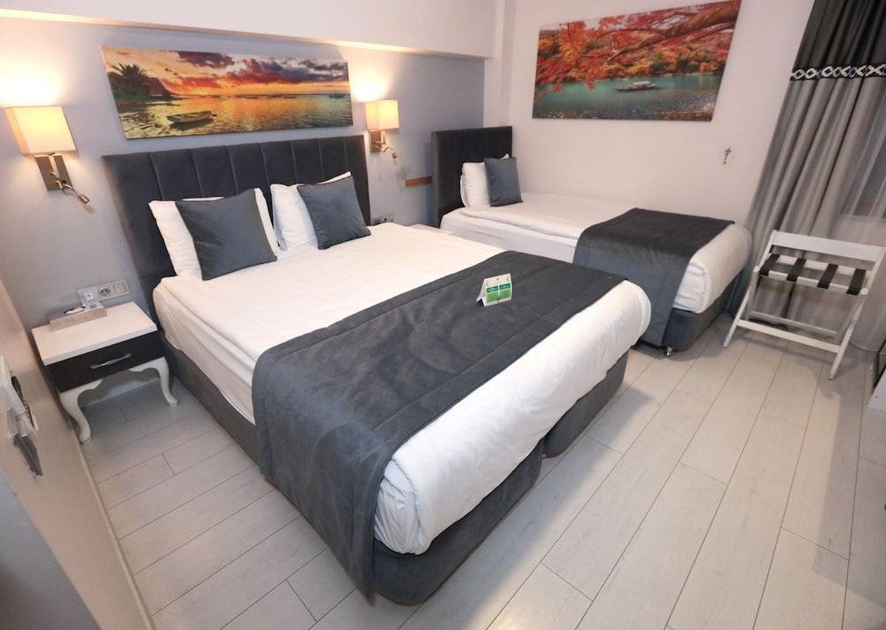 undefined Skalion Hotel 9