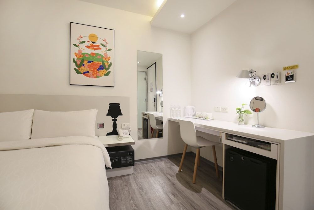 Triple room (No Window)