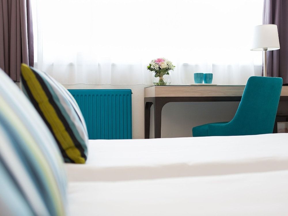 Hotel Lille Europe Classic Twin Room 2