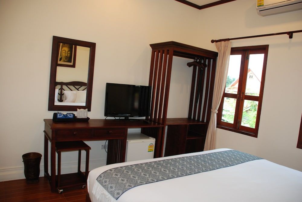 Luang Prabang Legend Hotel Deluxe Double Room 2