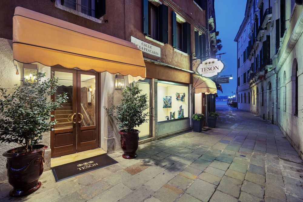 undefined Hotel Al Nuovo Teson 3