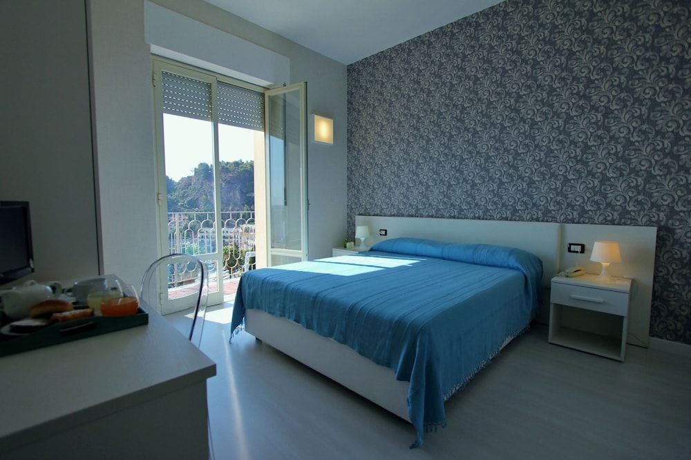 Superior Double Room, Balcony, Sea View