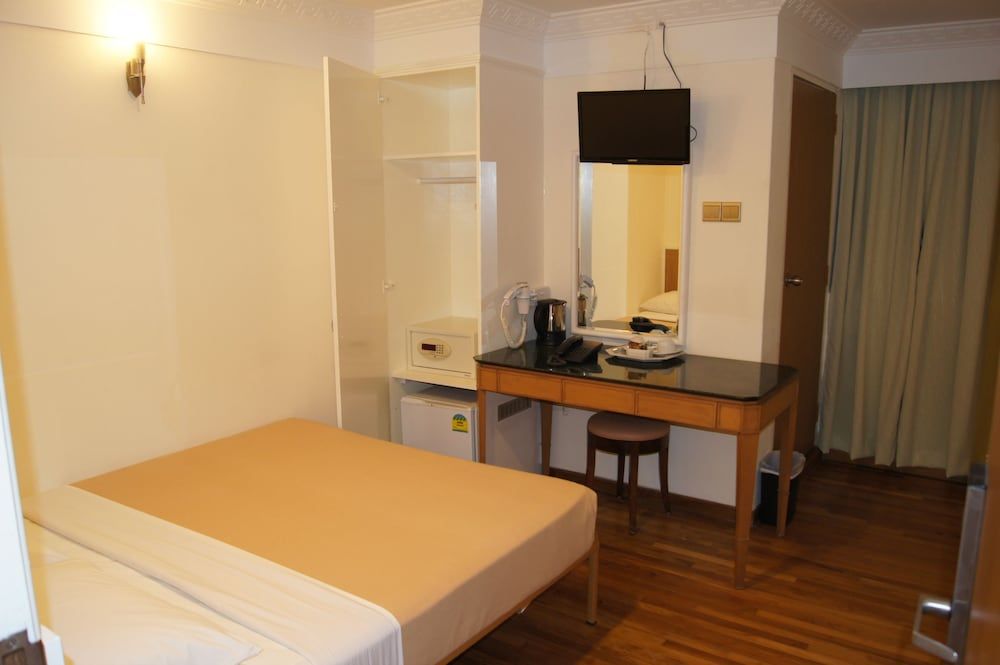 undefined Arianna Hotel 7
