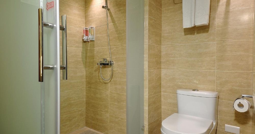 Hoya Resort Hotel Hualien Standard Twin Room 6