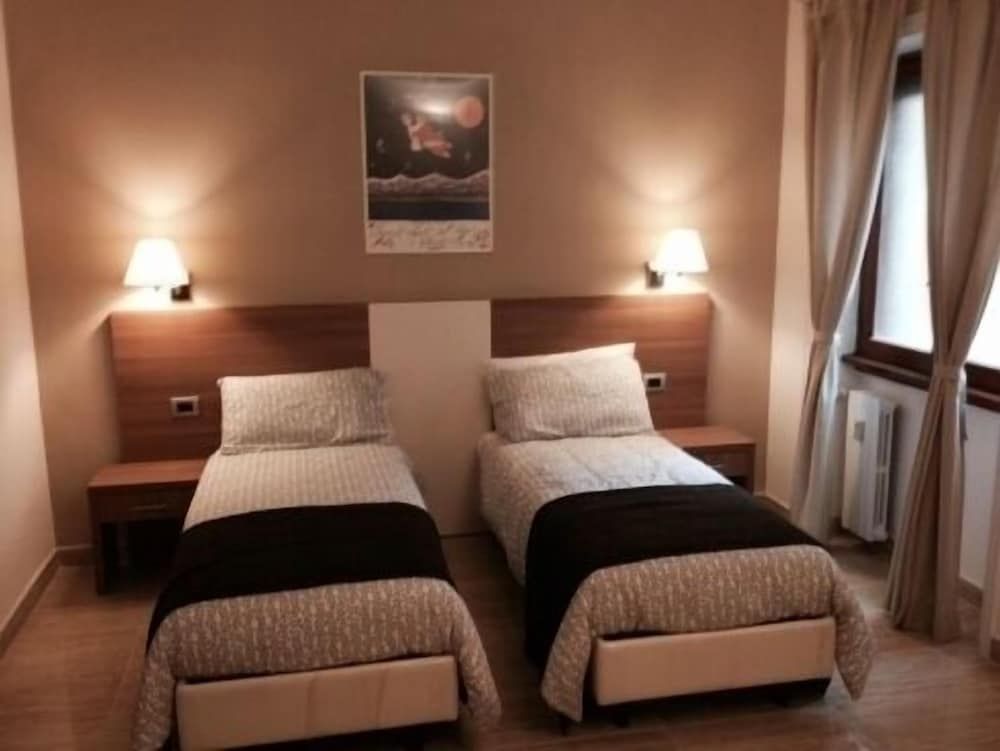 undefined Trastevere's Friends 3