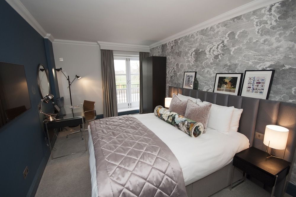 Gonville Hotel Classic Double Room, Walk-in Shower 4