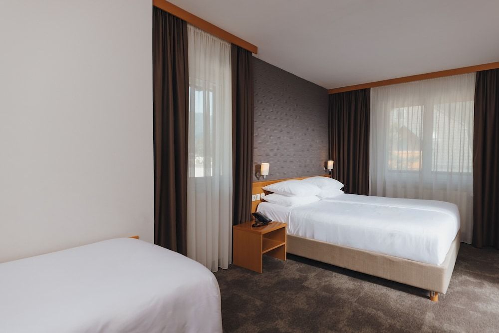 Suite, 1 King Bed, Non Smoking