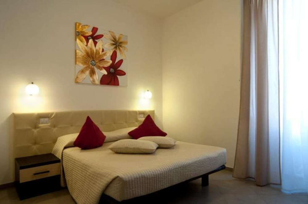 undefined Ara Pacis Inn 3