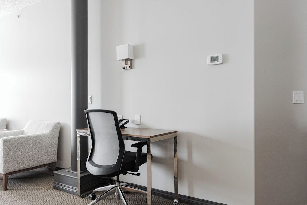 Premier Residences 2 Bedroom Suite, Kitchen, 2 Bathrooms 18