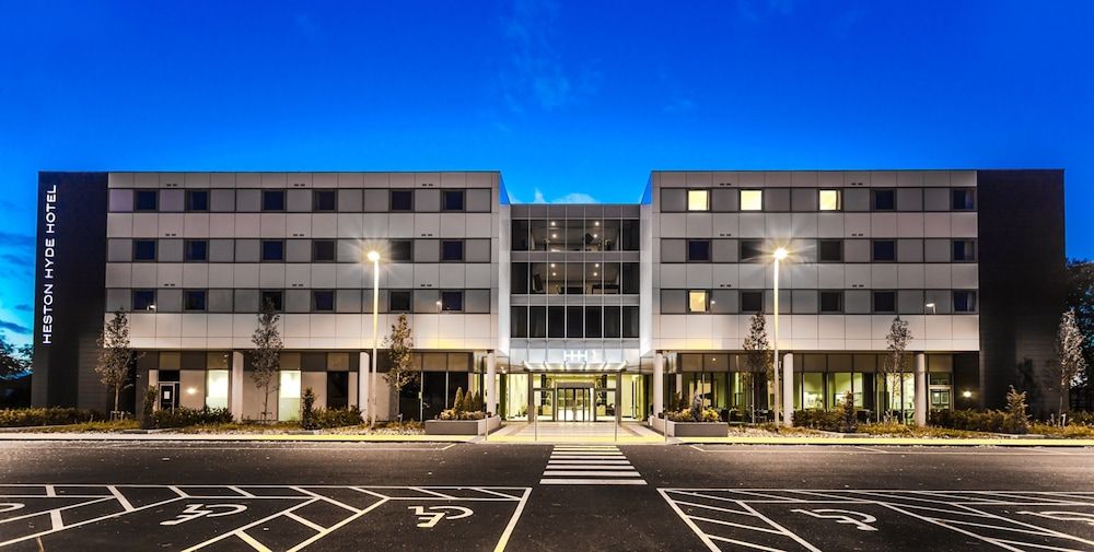 undefined Heston Hyde Hotel 7