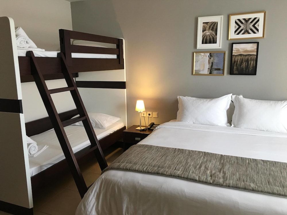 Maison Hotel Family Quadruple Room, 1 Bedroom, Garden View, Garden Area 3