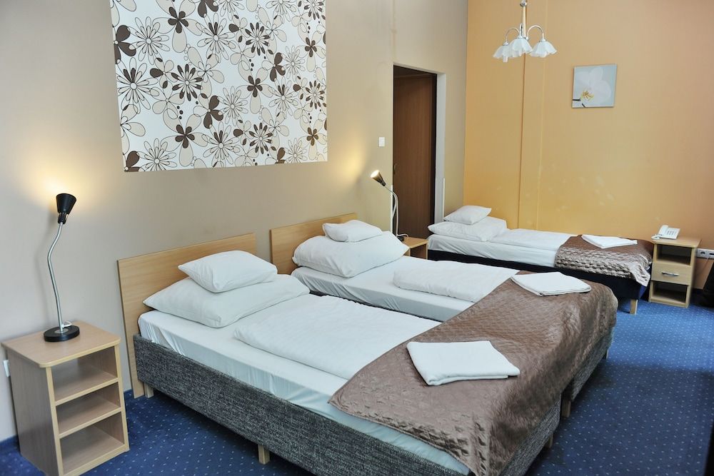 undefined Hotel Papillon 6