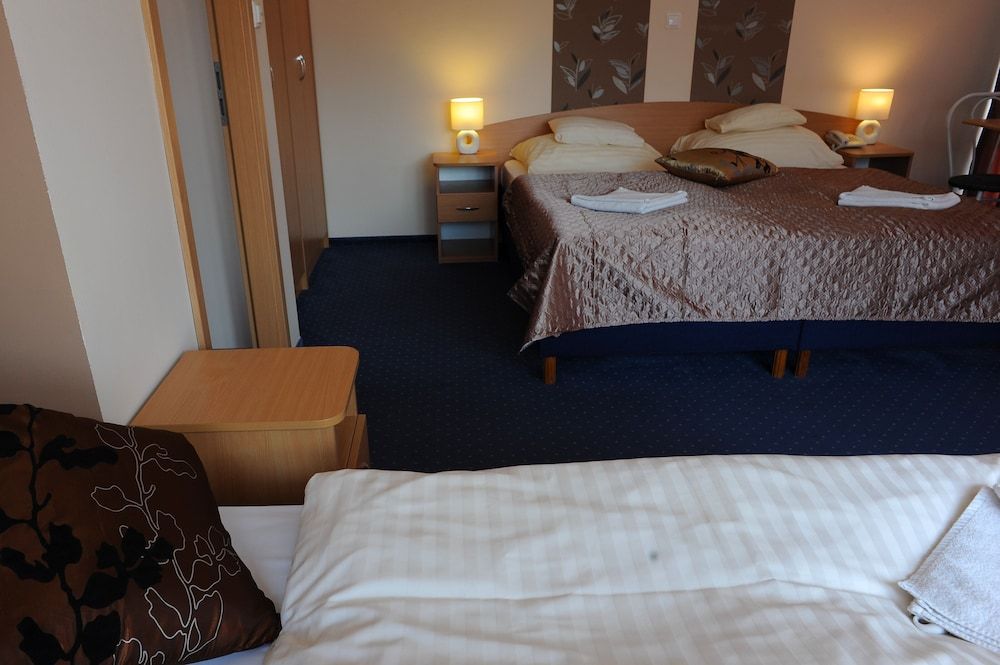 undefined Hotel Papillon 7