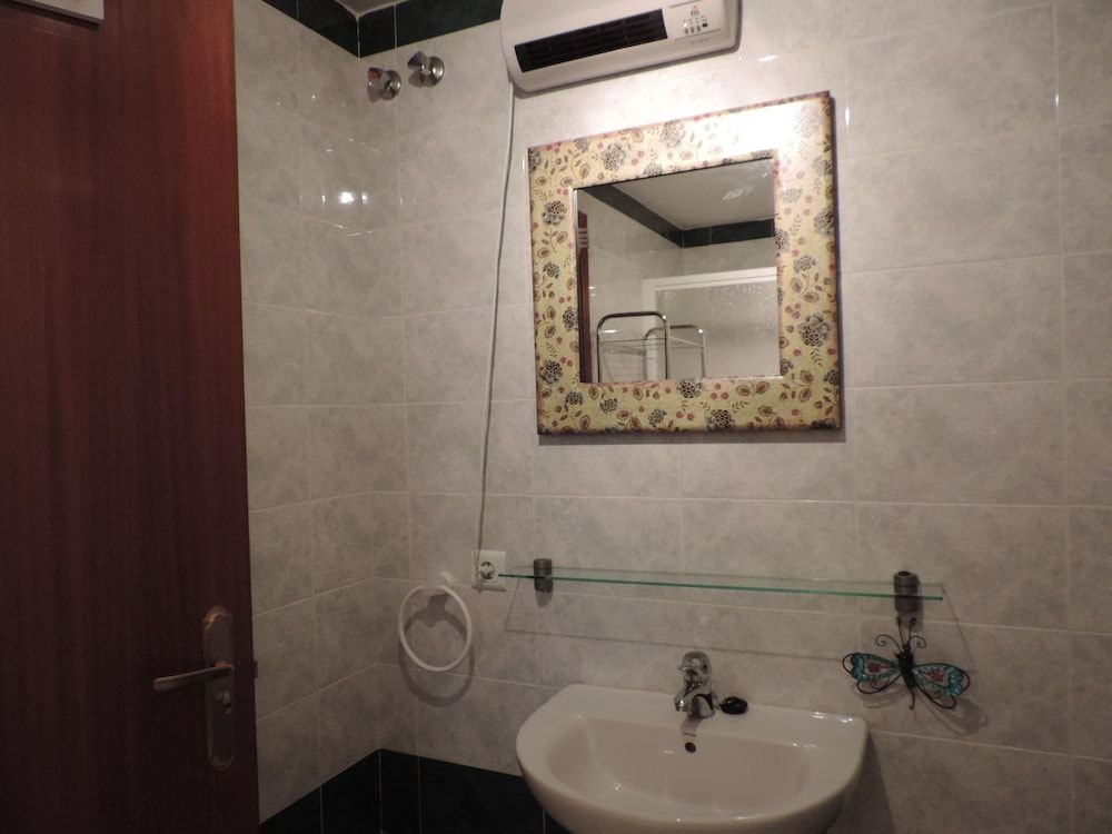 Apartamentos Barbancho Apartment, 2 Bedrooms, Patio 3