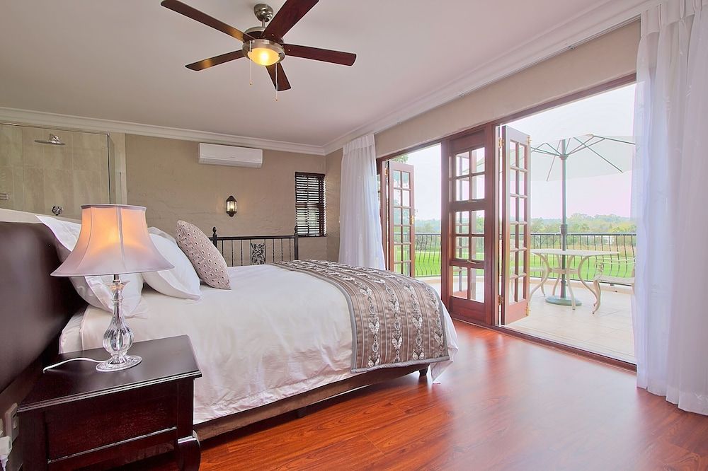 Leopardsong Manor Honeymoon Double Room 5