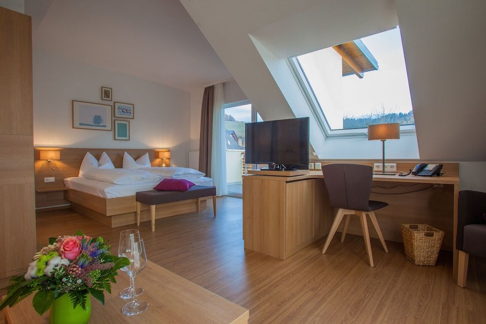 Pflugwirts Hotel und Gasthaus Junior Suite, Balcony 9