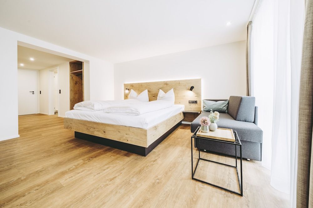 Pflugwirts Hotel und Gasthaus Double Room, Balcony 4