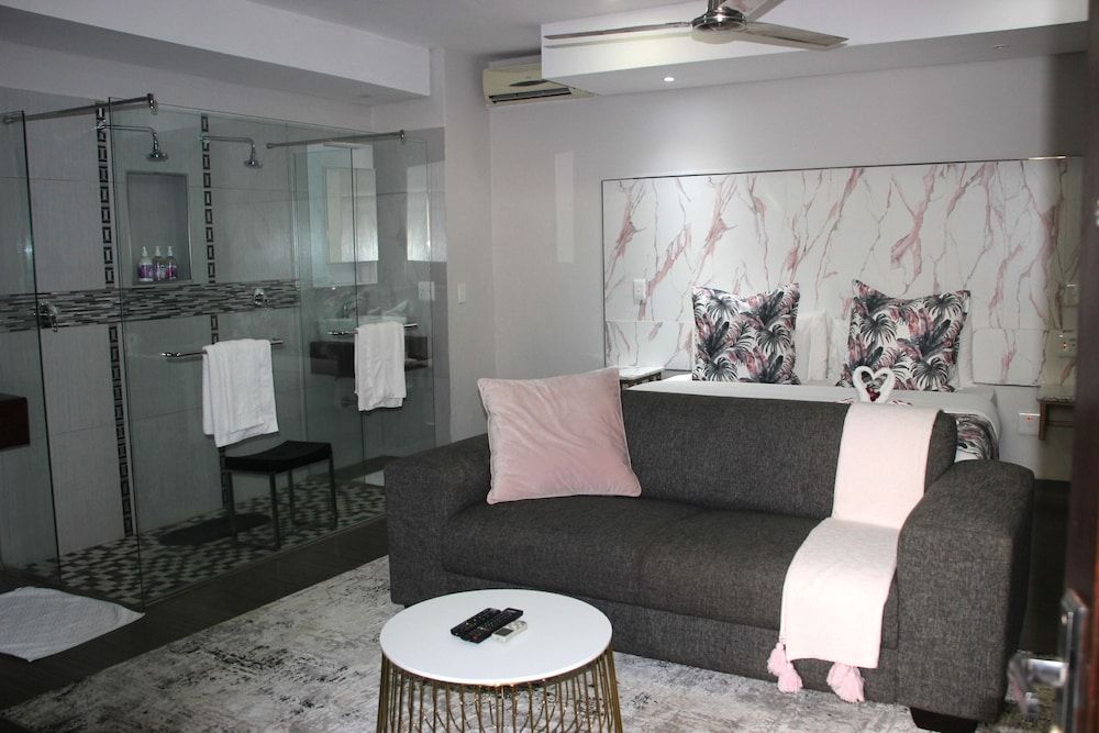 Ecolux Boutique Hotel Luxury Double Room, 1 King Bed 6