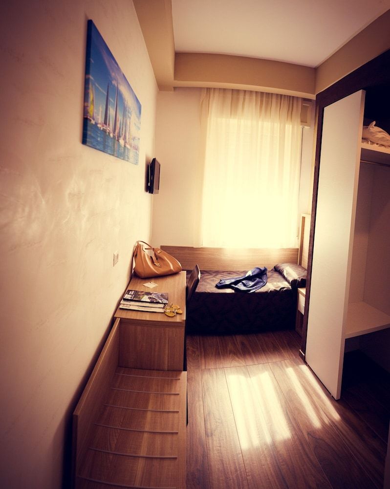 undefined Hotel Fini 4
