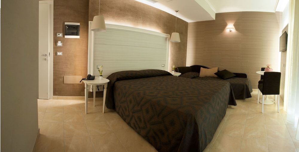 Double and Twin Room