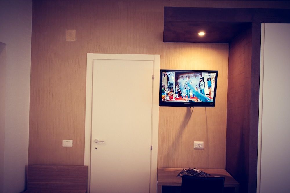 undefined Hotel Fini 10
