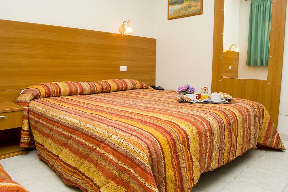 Double Room, 1 Double Bed