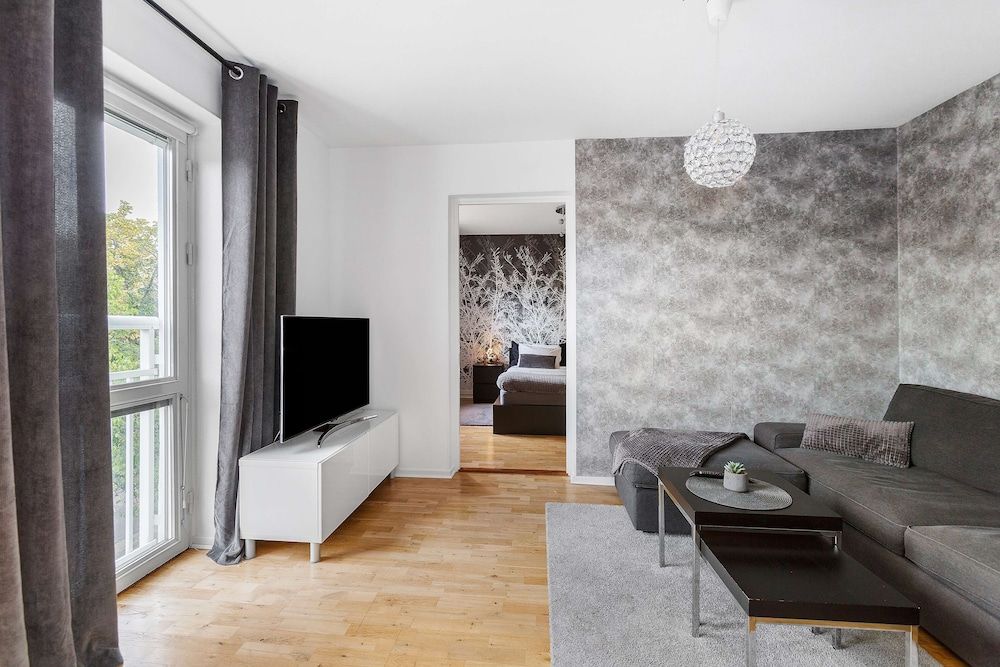 Best Western Hotel Tranas Statt Suite, 2 Bedrooms, Non Smoking, Jetted Tub 5