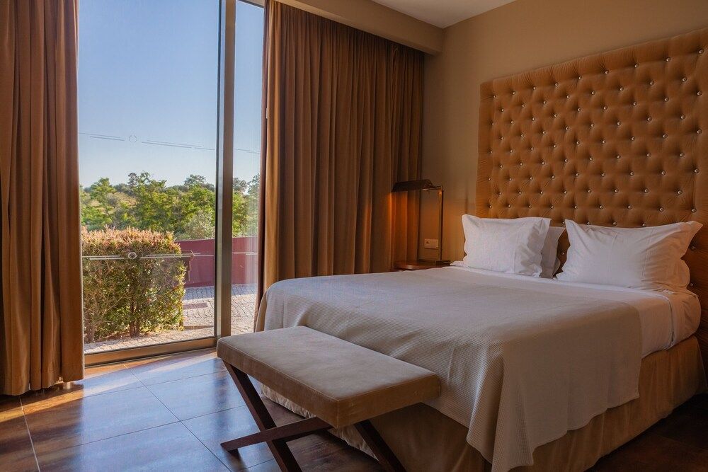 Montargil Monte Novo Villa, 2 Bedrooms, Lake View